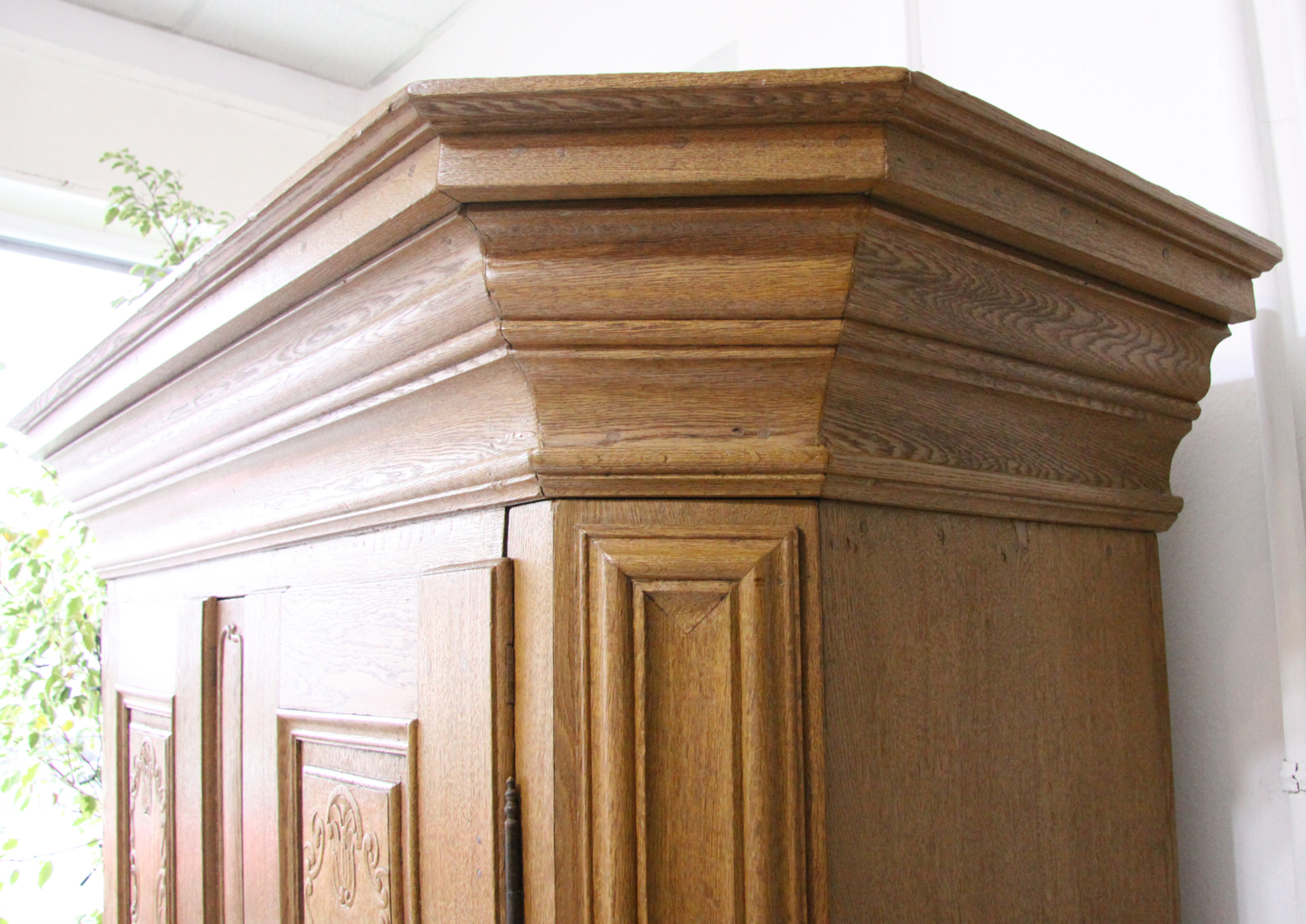 s07d. Kleiderschrank. Oberhessisch.