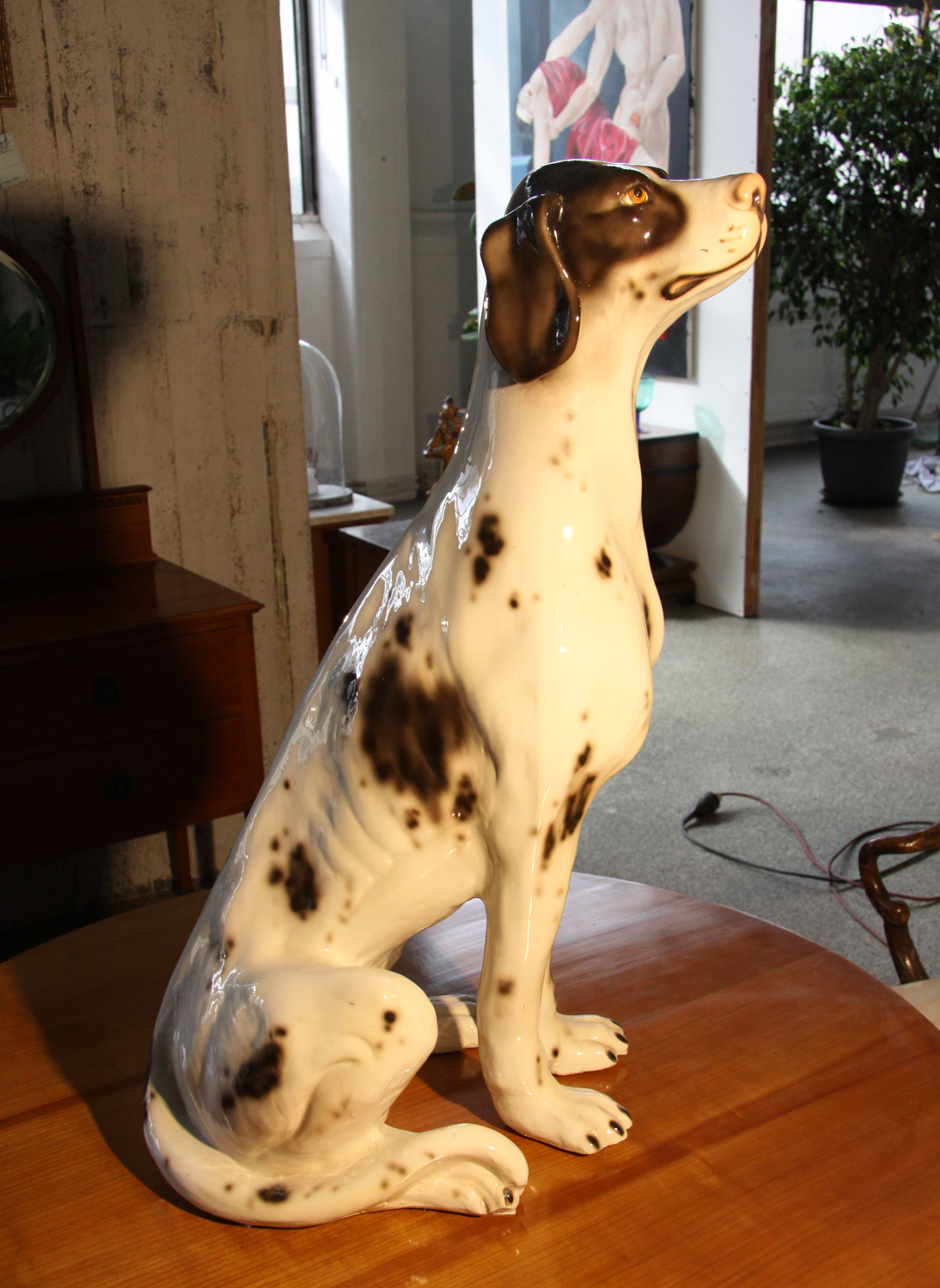 K39c,Hundefigur in Keramik.