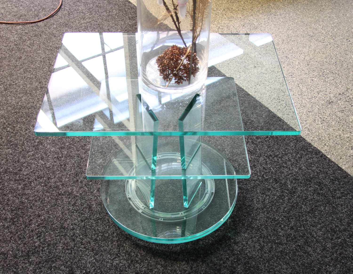 nd05d, Designertisch.
