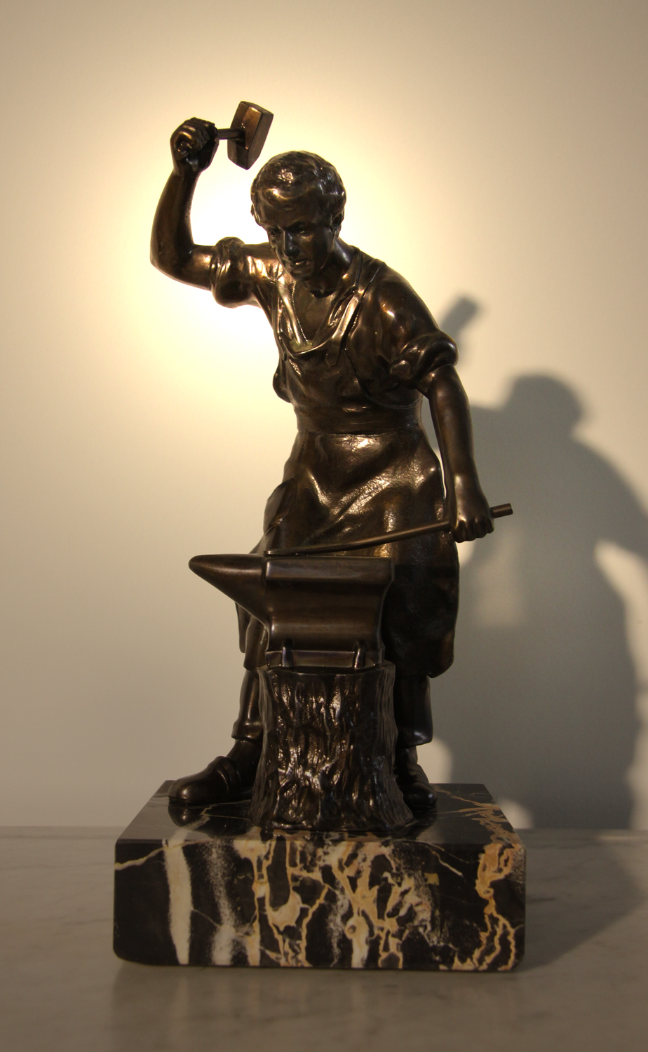 Ka58b , Bronzefigur.