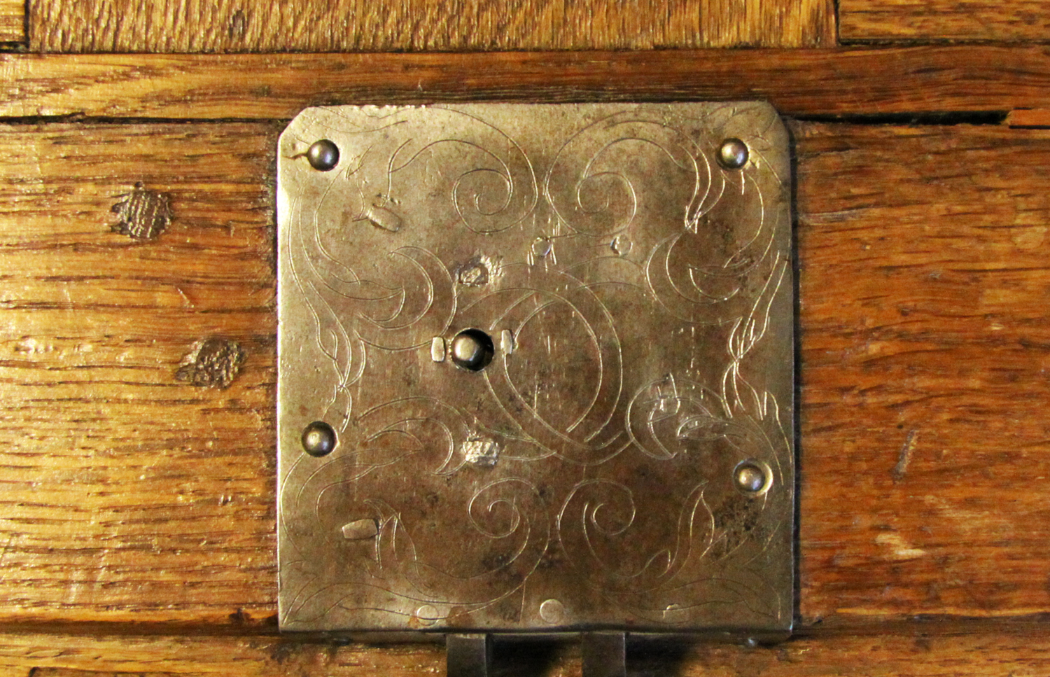 sk09f. Barocksekretär.