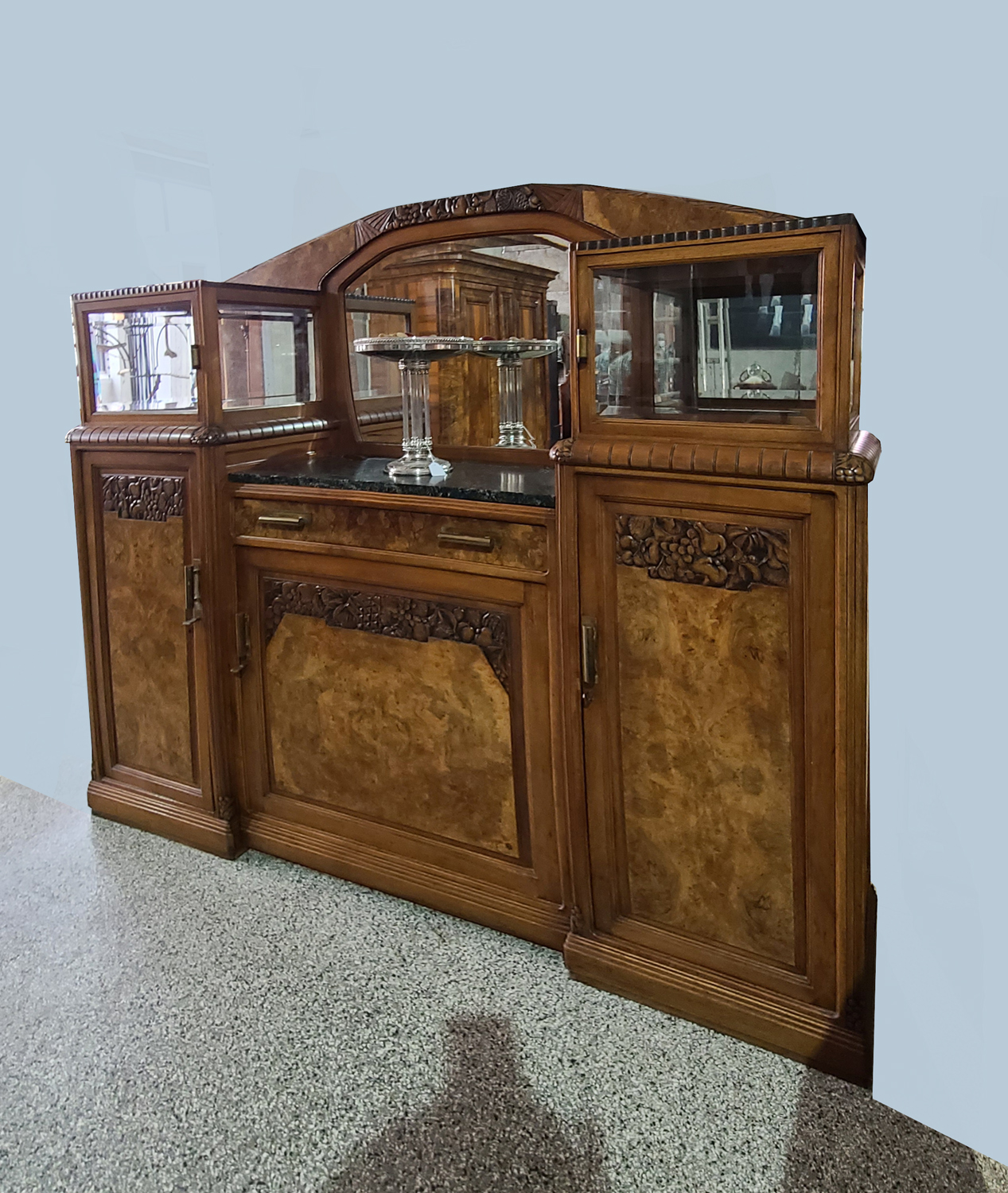 45b Art Deko Buffet.
