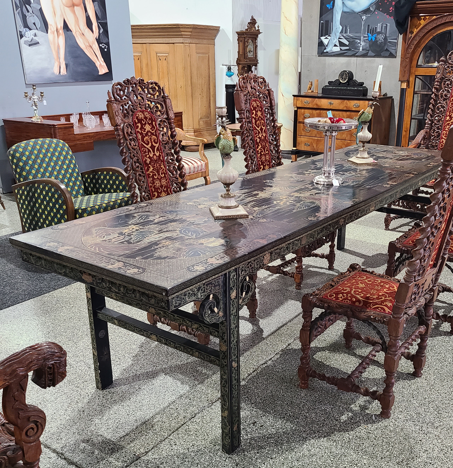 t63 Langer asiatischer Tisch.