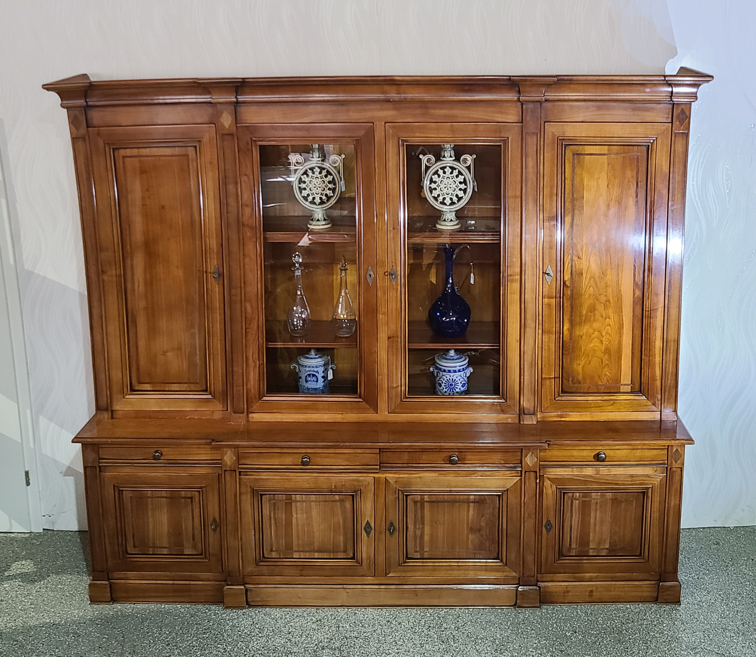 SuB31d Großer Kirschbaumbücherschrank.