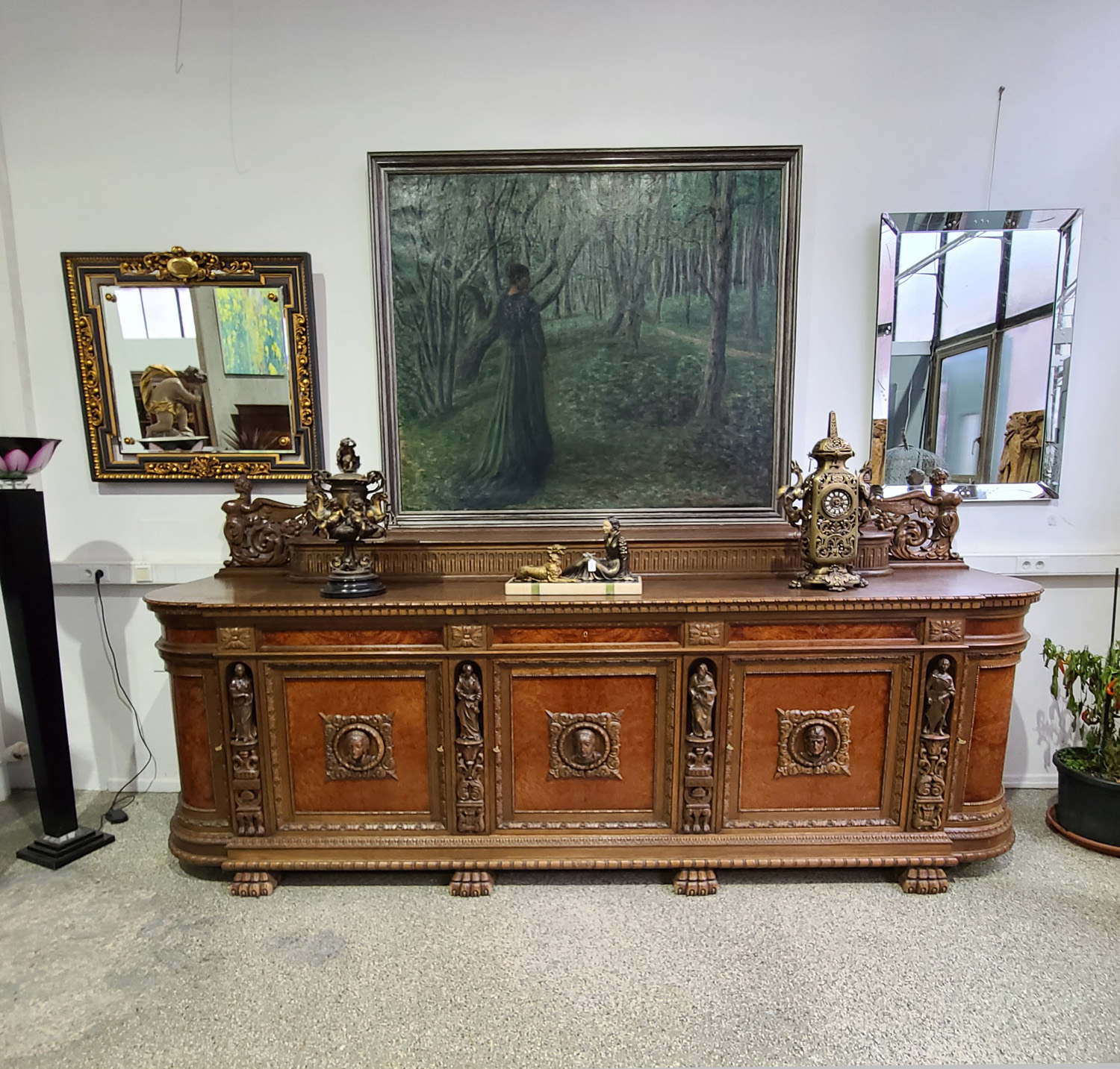 04 Große NeoRenaisance Anrichte.