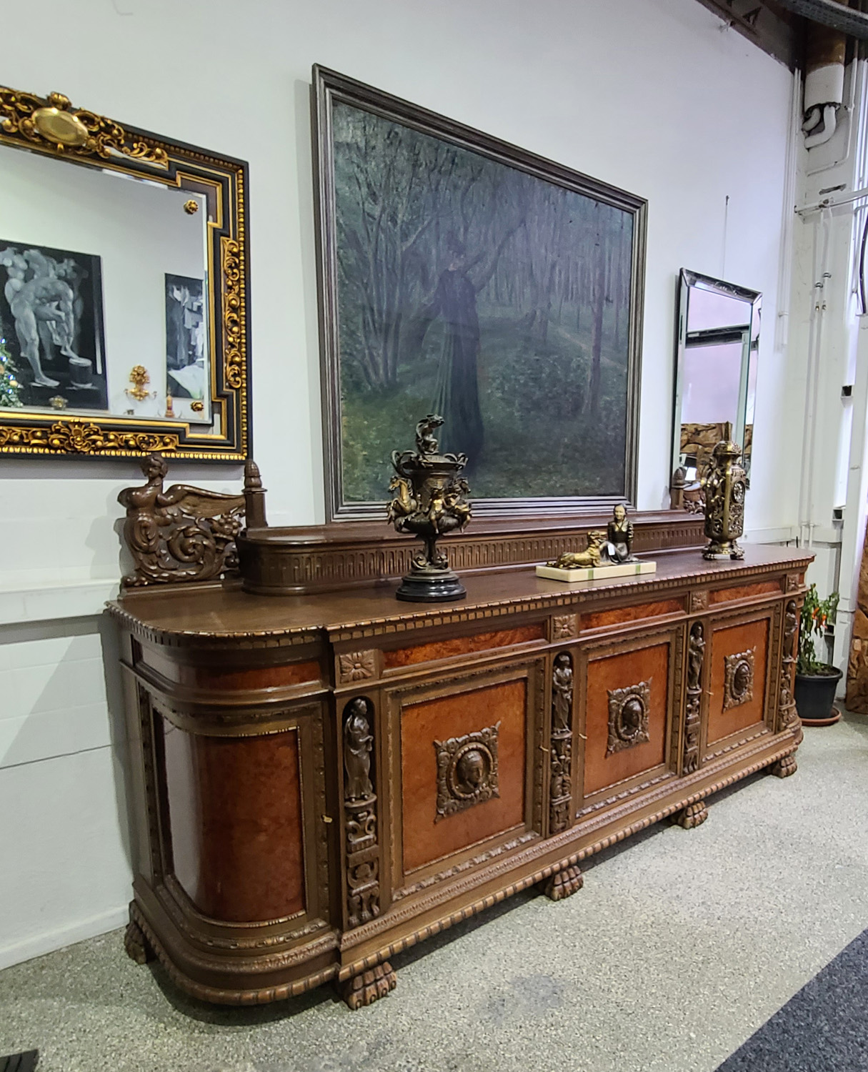 04a Große NeoRenaisance Anrichte.