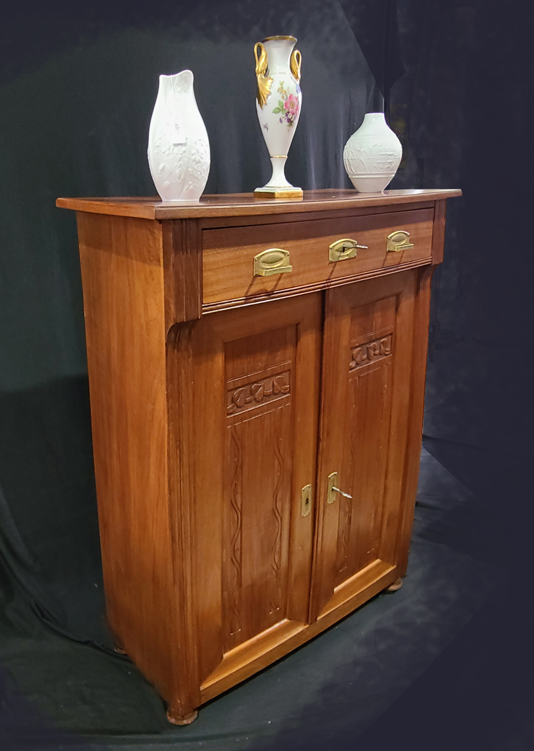 08b Jugendstilvertiko.