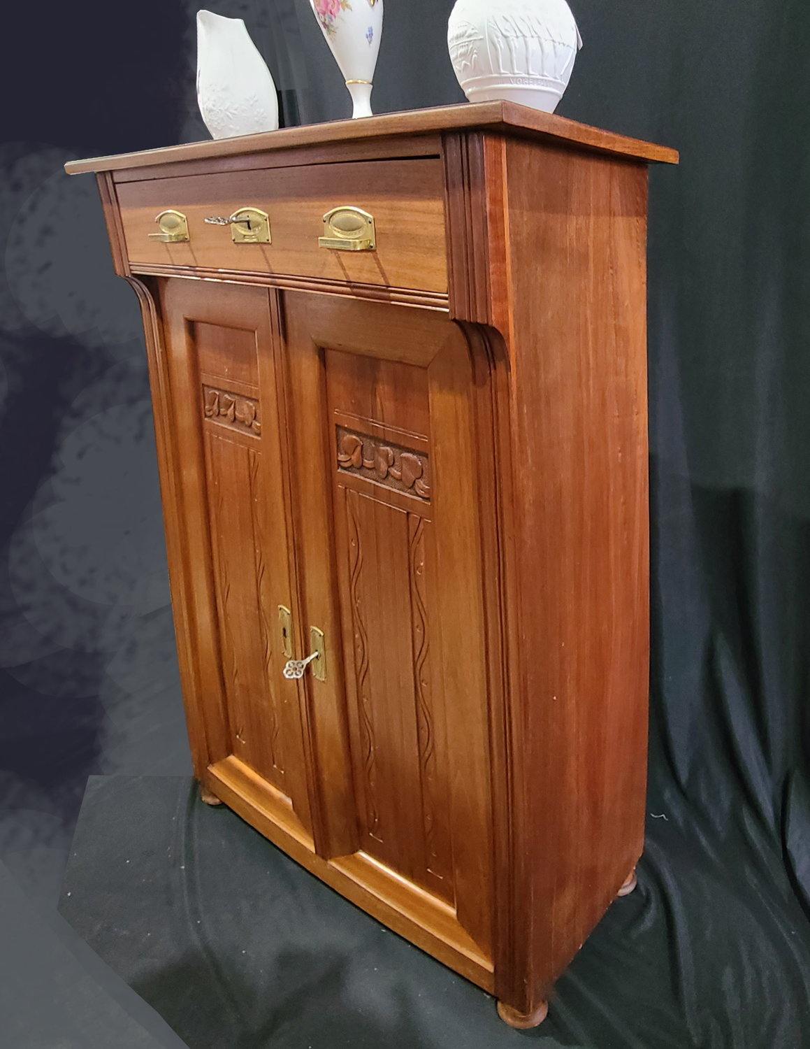 08c Jugendstilvertiko.