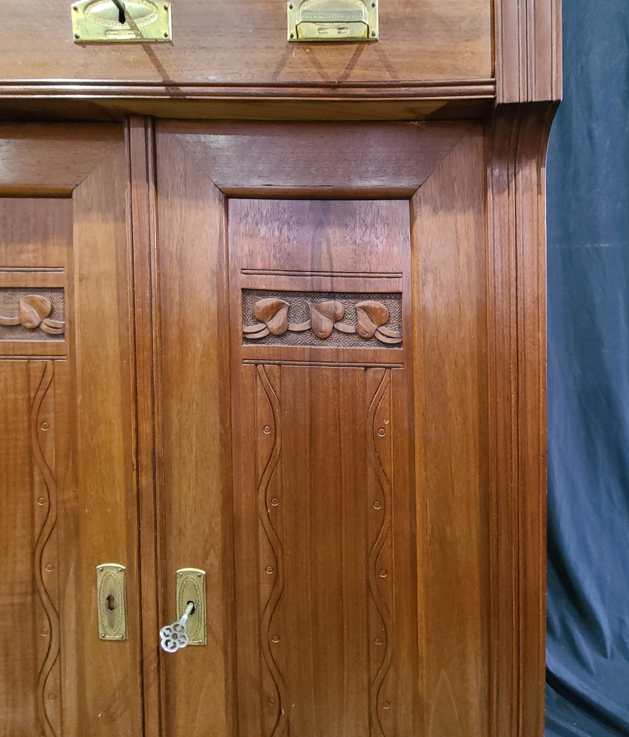 08d Jugendstilvertiko.