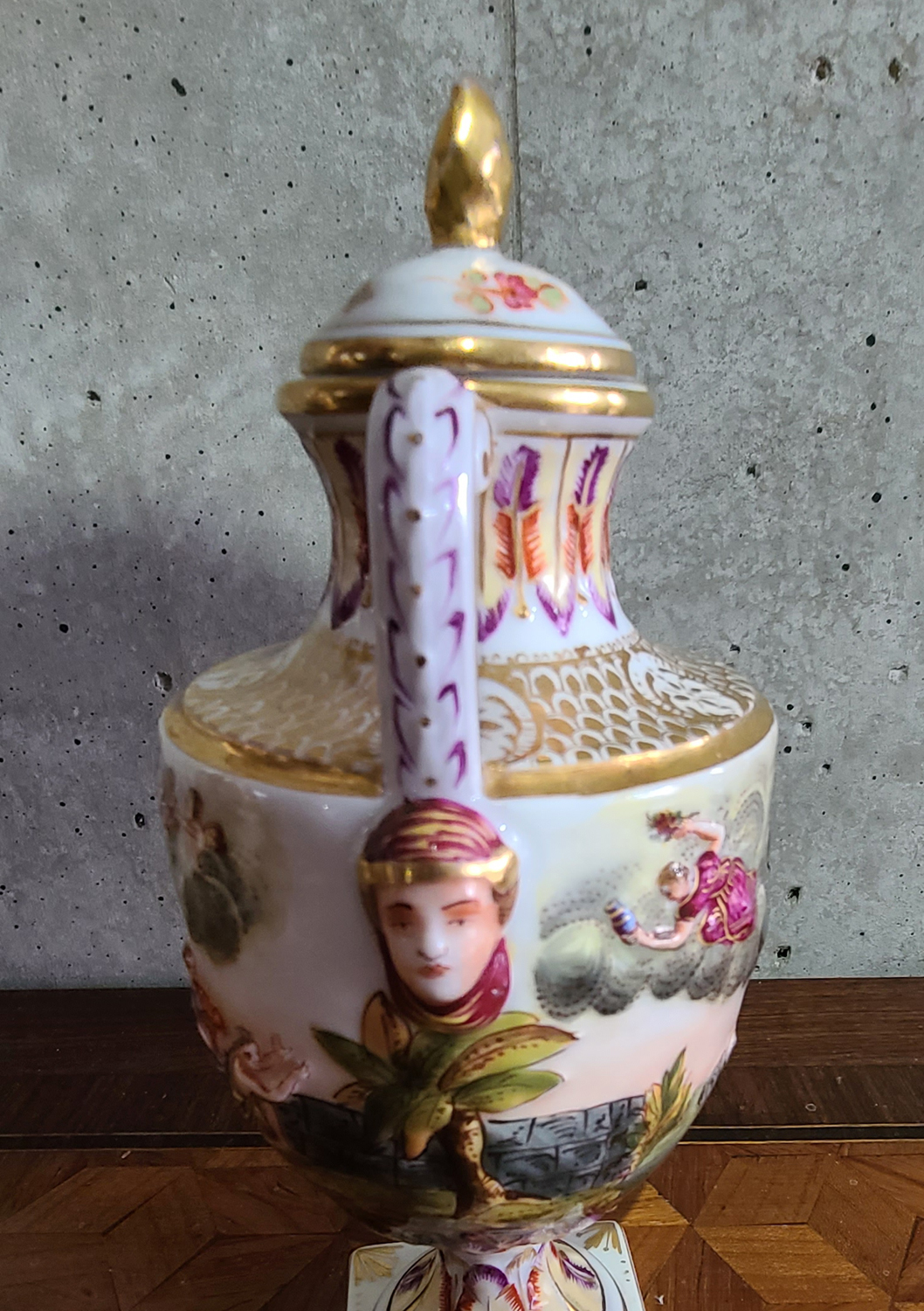 99a Kl Anphore Napoli..