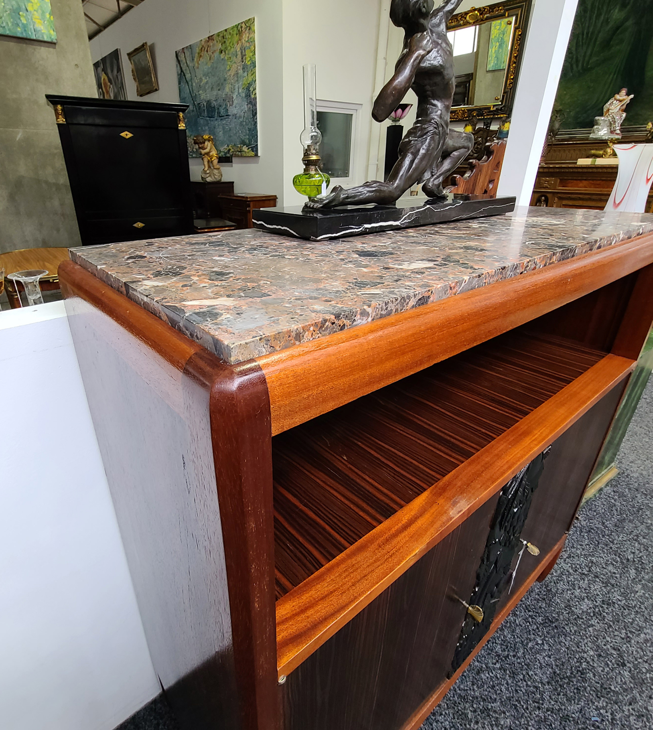 09f Art Deko Anrichte.