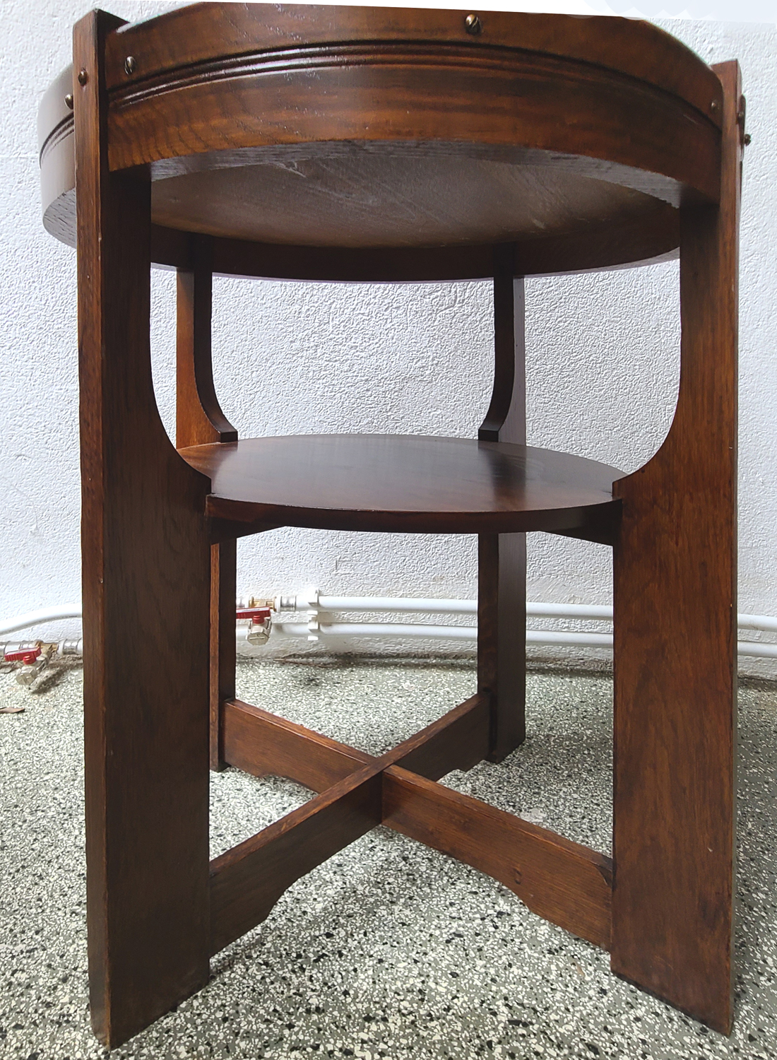 01a. Runder Art Deko Tisch.