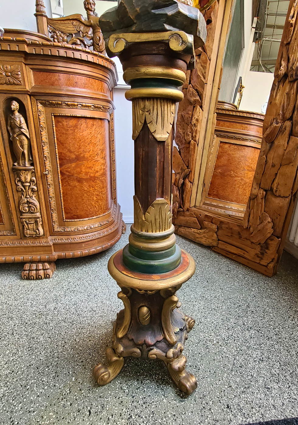 13d Heiligenfigur mit Sockel.