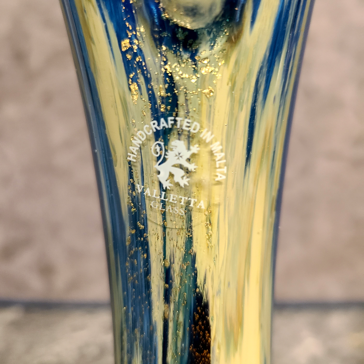 110a Designervase.